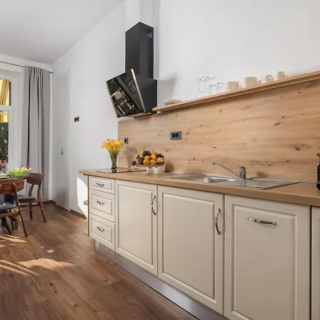 Altamar Seaview Опатія