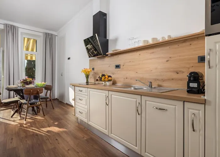 Altamar Seaview Опатия